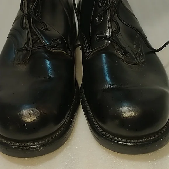 Vintage B F Goodrich black boots 9R (read ) - Picture 6 of 12